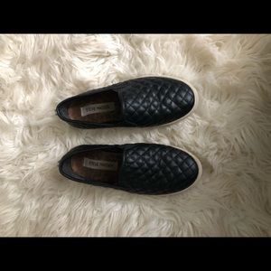 Steve Madden Slip on Shoes Ecentriq